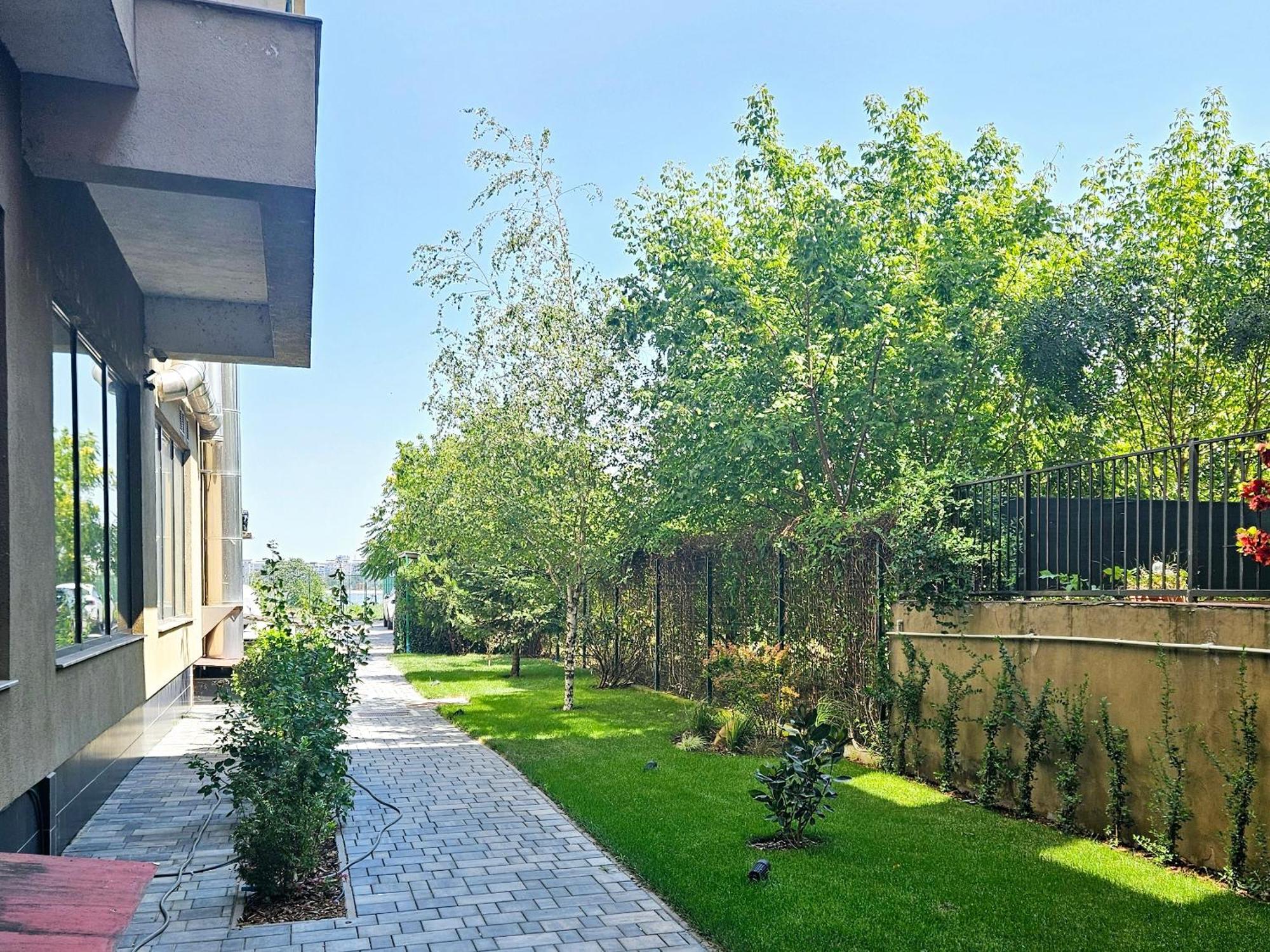Lake House - Bucuresti Buitenkant foto